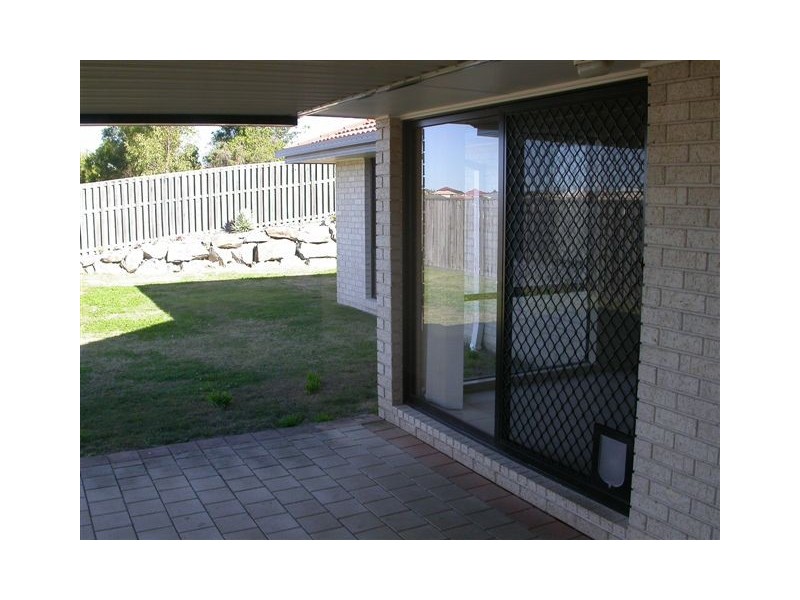 Pacific Pines QLD 4211