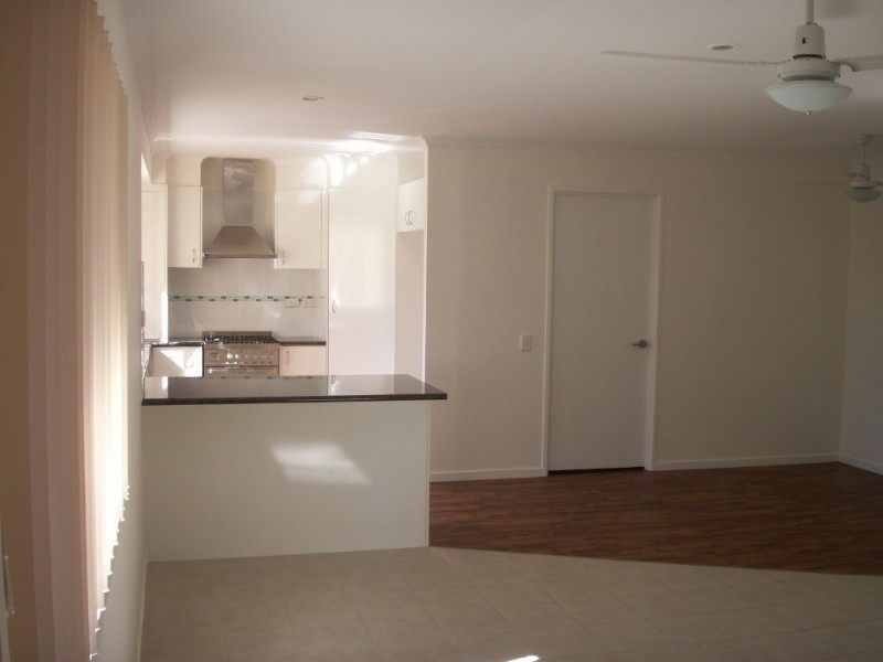 190 Discovery Drive, Helensvale QLD 4212
