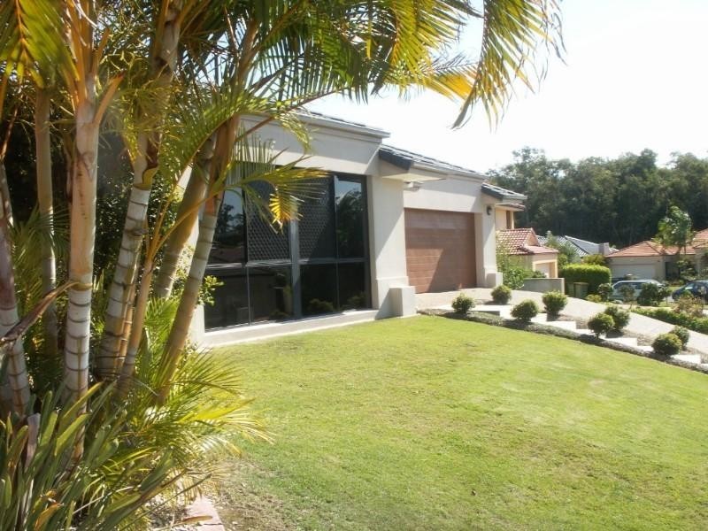 6 Portreeves Place, Arundel QLD 4214