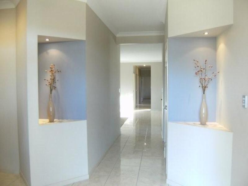 6 Portreeves Place, Arundel QLD 4214