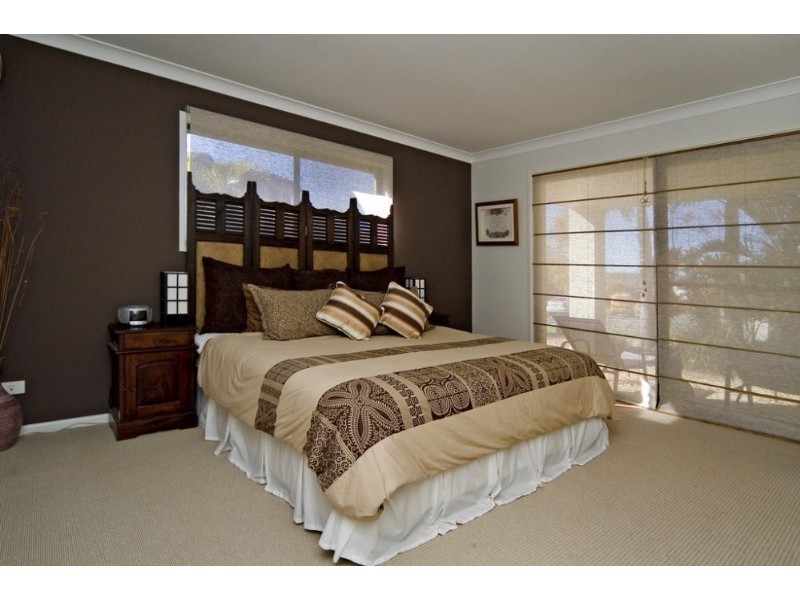 16 Fitzgerald Close, Maudsland QLD 4210