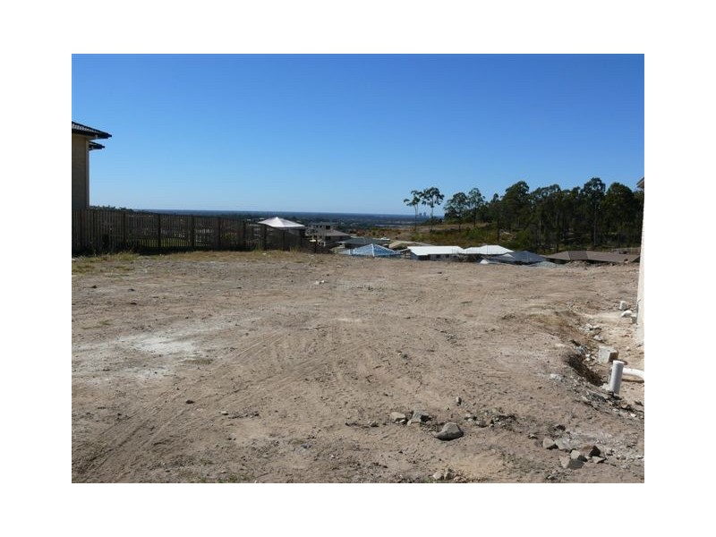 22 Wunburra Circuit, Pacific Pines QLD 4211