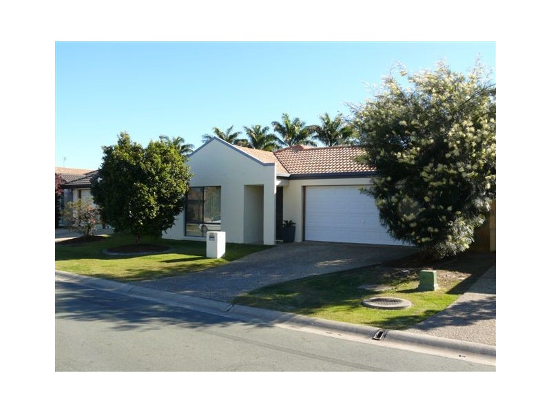 110 Serafina Drive, Helensvale QLD 4212