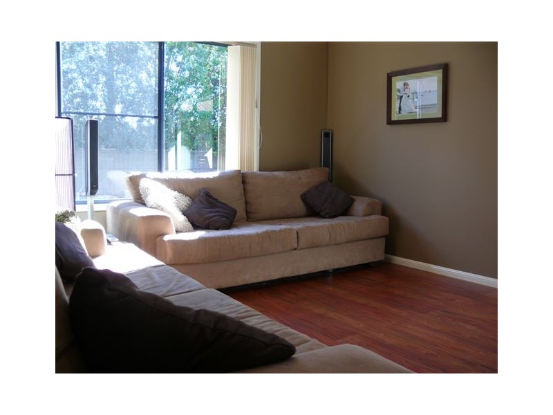 110 Serafina Drive, Helensvale QLD 4212