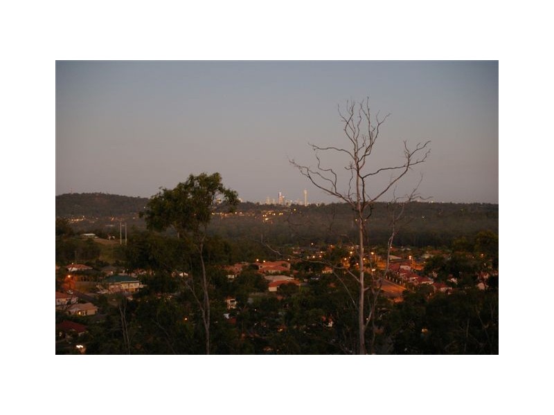 39 Midway Terrace, Pacific Pines QLD 4211
