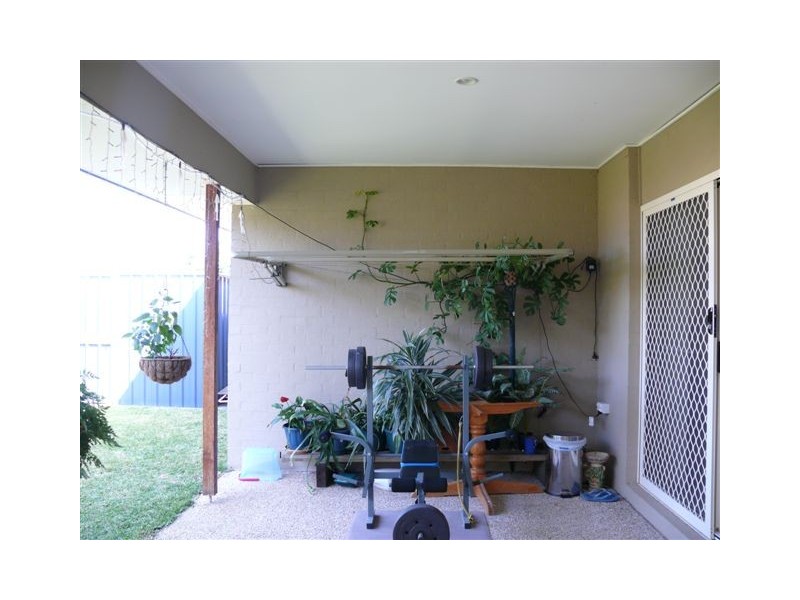 11 Davies Street, Pacific Pines QLD 4211