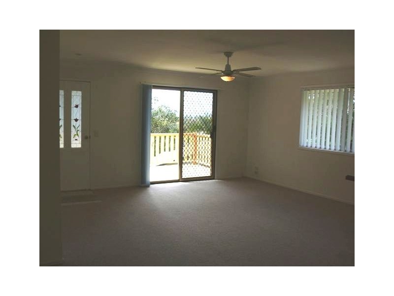 16 Jesmond Road, Helensvale QLD 4212