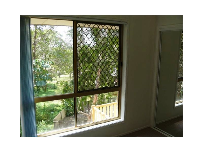 16 Jesmond Road, Helensvale QLD 4212
