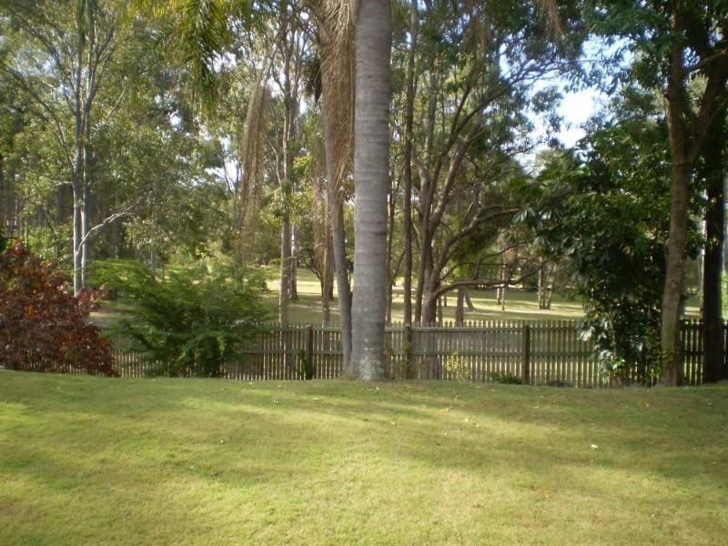 26 Dromana Crescent, Helensvale QLD 4212