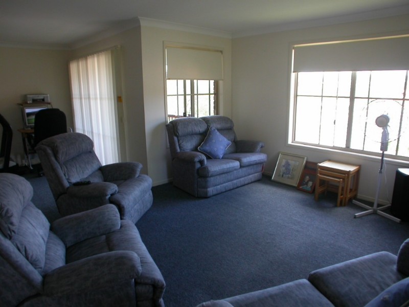 Pacific Pines QLD 4211