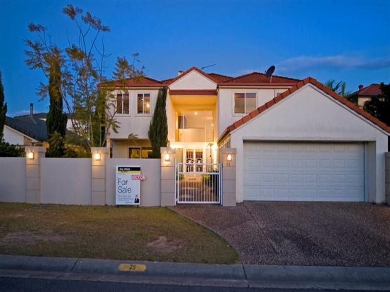 25 Corringle Close, Helensvale QLD 4212