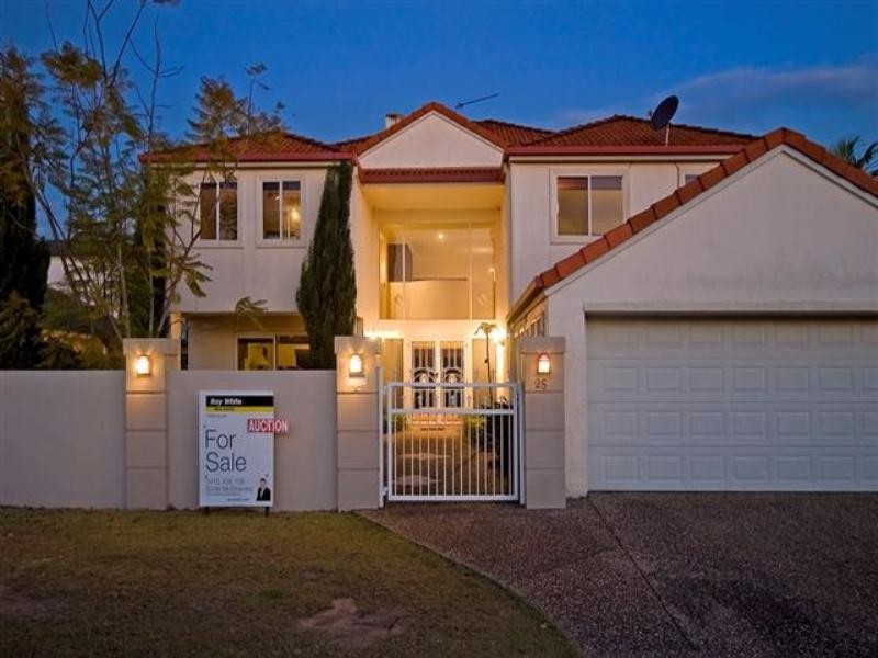 25 Corringle Close, Helensvale QLD 4212