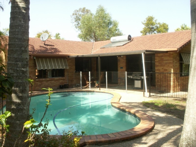 14 Midvale Place, Helensvale QLD 4212