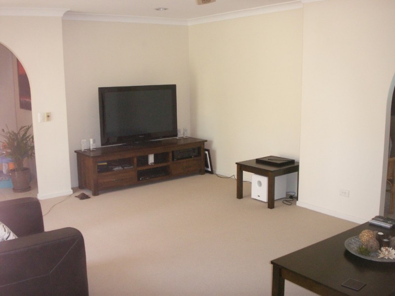 14 Midvale Place, Helensvale QLD 4212