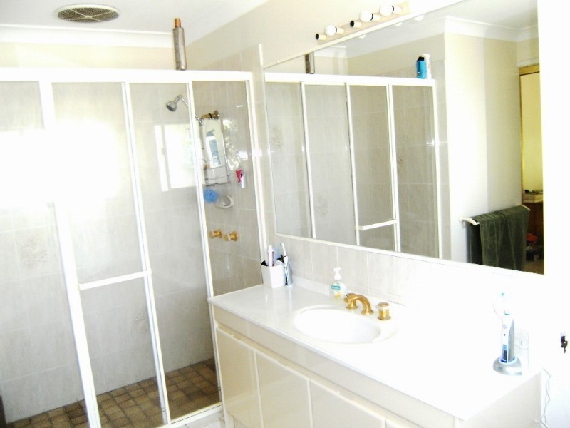 14 Midvale Place, Helensvale QLD 4212