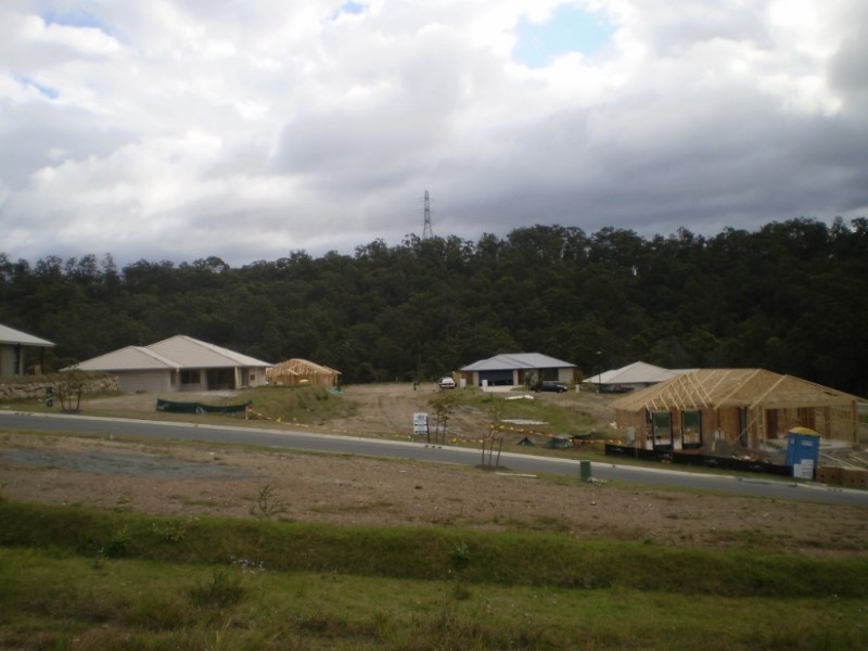 15 Willunga Street, Pacific Pines QLD 4211