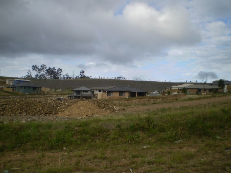 15 Willunga Street, Pacific Pines QLD 4211