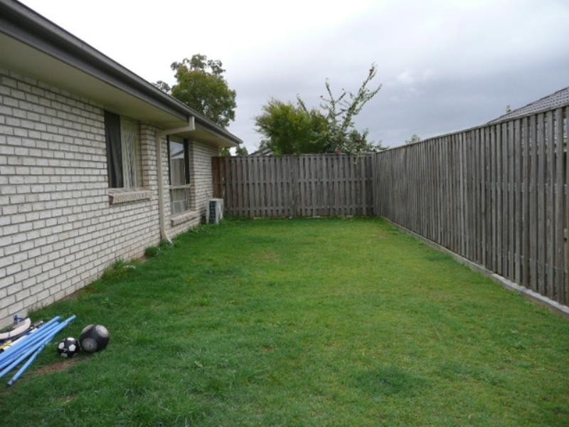 6 Bedroff Street, Upper Coomera QLD 4209