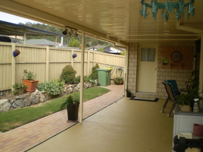 6 Rimatara Ri, Pacific Pines QLD 4211
