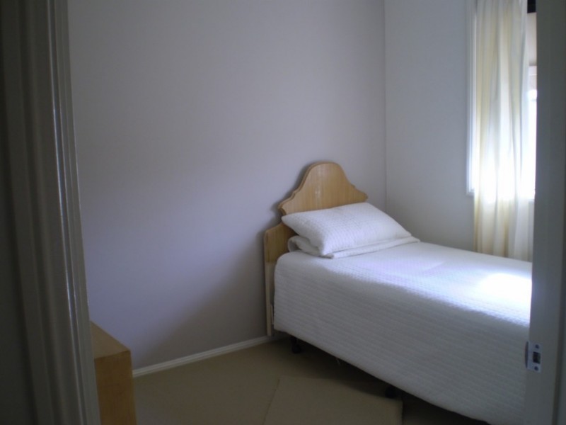 6 Rimatara Ri, Pacific Pines QLD 4211