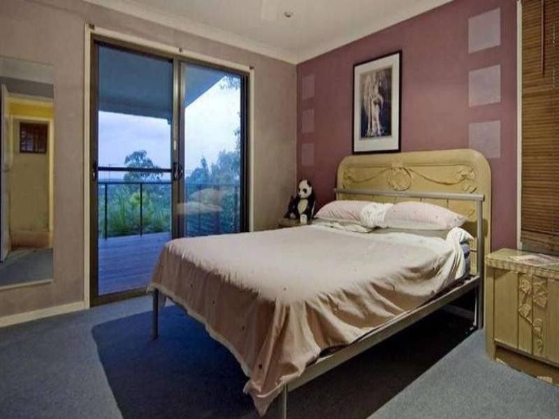 9 Leura Place, Helensvale QLD 4212