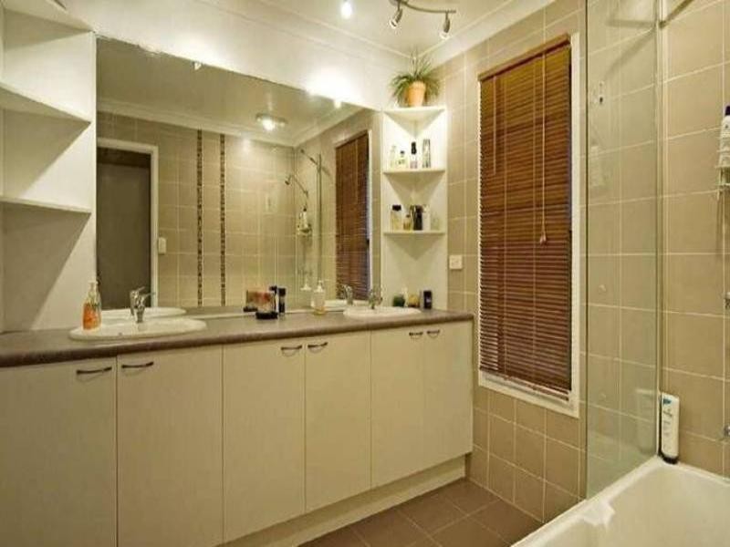 9 Leura Place, Helensvale QLD 4212