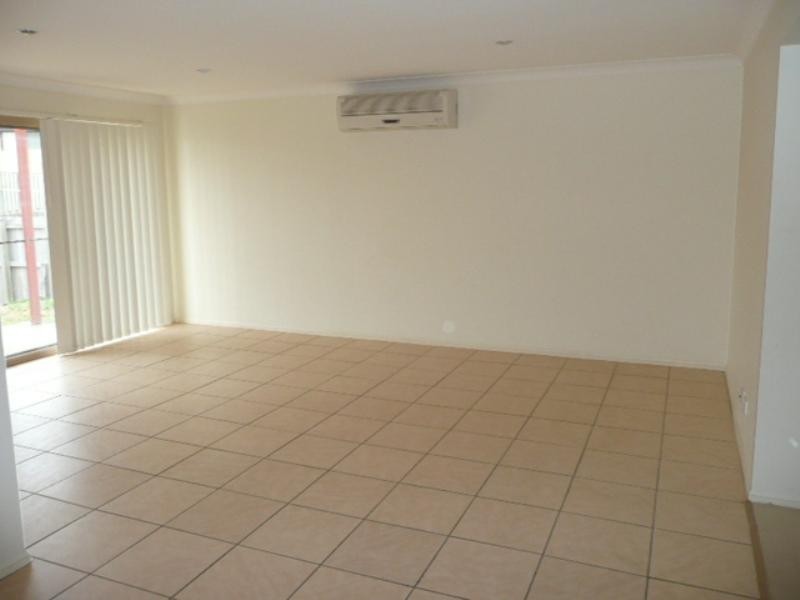 12 Nicola Way, Upper Coomera QLD 4209