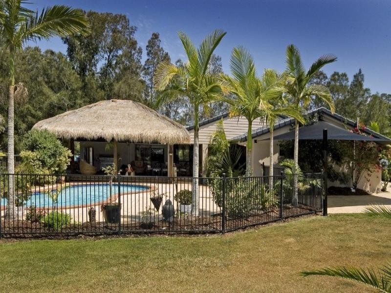 21 Eastern Court, Helensvale QLD 4212