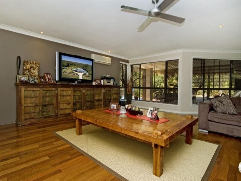 21 Eastern Court, Helensvale QLD 4212