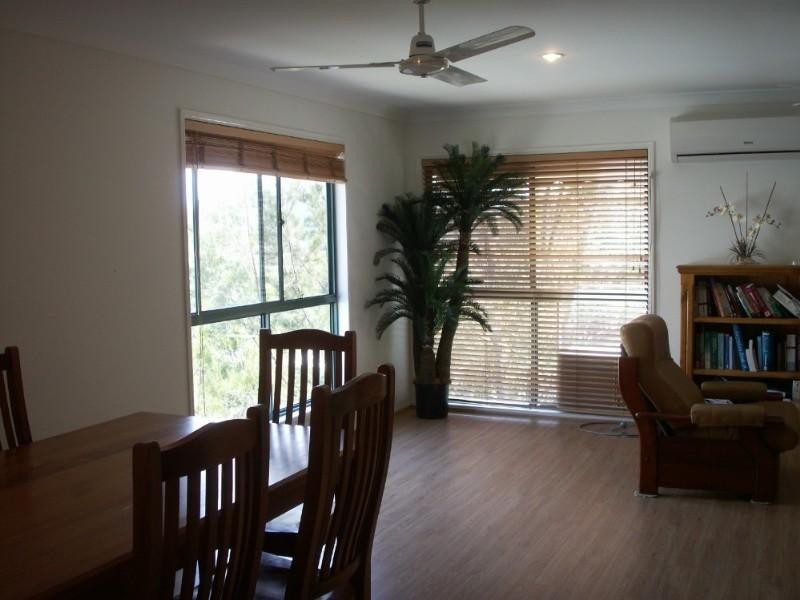 2070/6 Crestridge Crescent, Oxenford QLD 4210