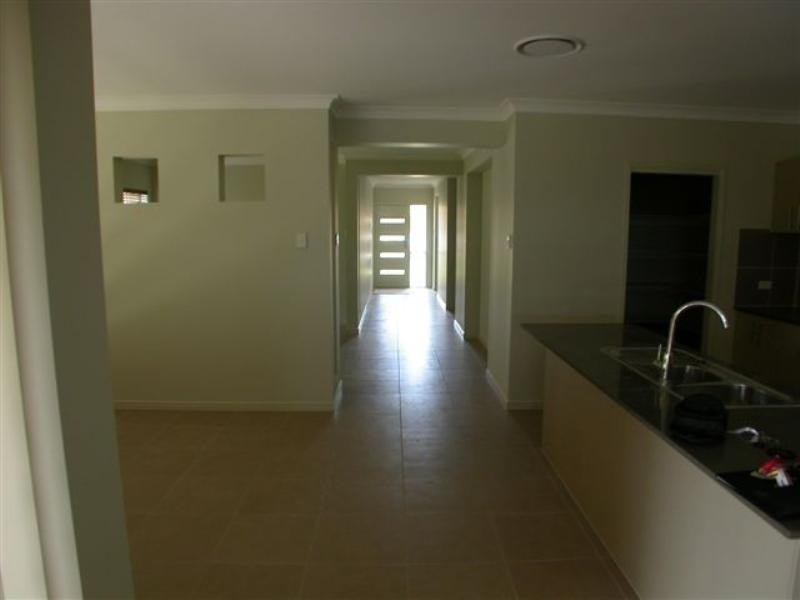 Pacific Pines QLD 4211