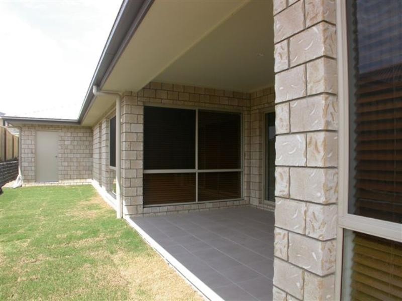 Pacific Pines QLD 4211