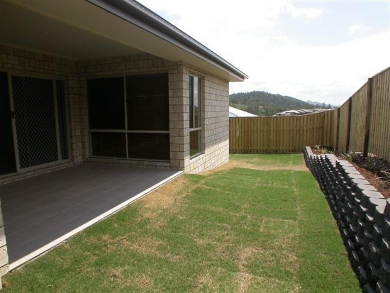 Pacific Pines QLD 4211