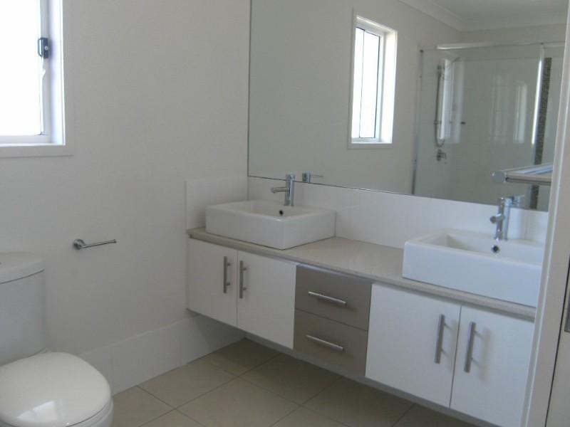 53 The Landings, Upper Coomera QLD 4209