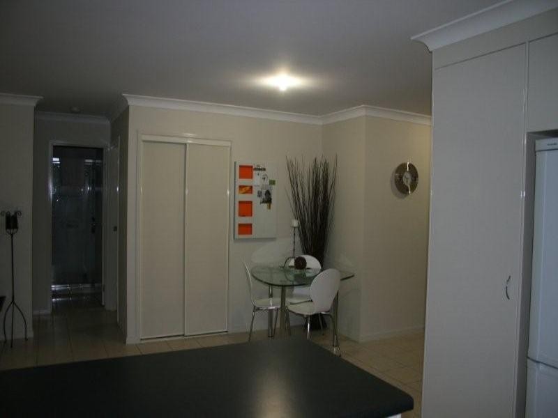 6 Gerard Street, Pacific Pines QLD 4211