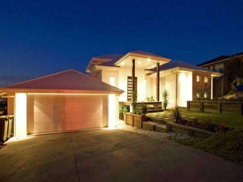 3 Rapa Court, Pacific Pines QLD 4211