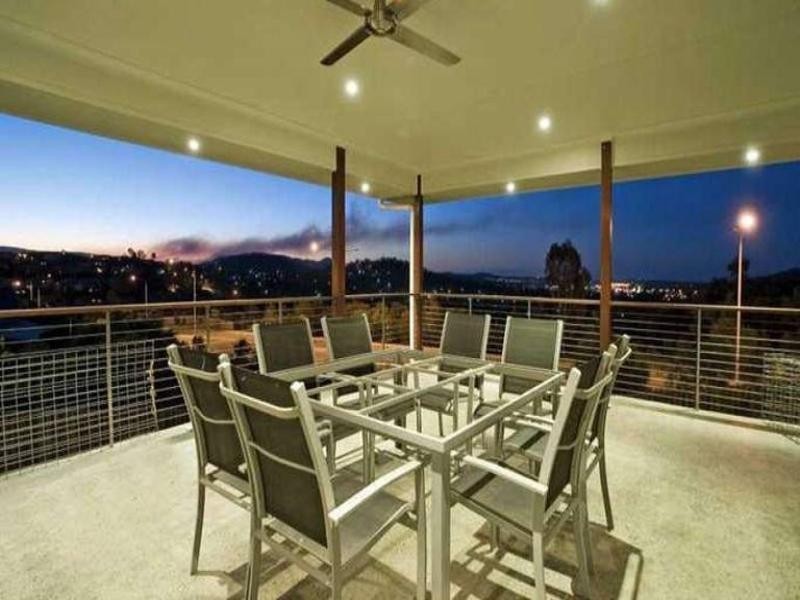 3 Rapa Court, Pacific Pines QLD 4211