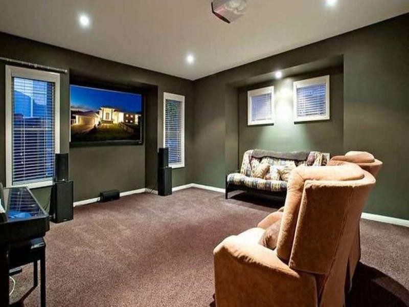 3 Rapa Court, Pacific Pines QLD 4211