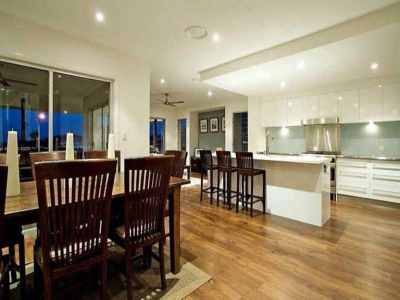 3 Rapa Court, Pacific Pines QLD 4211