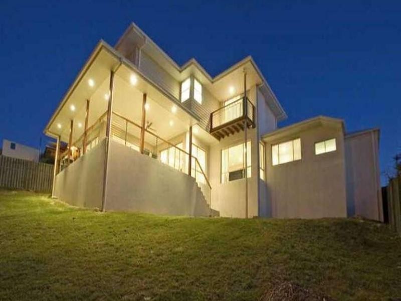 3 Rapa Court, Pacific Pines QLD 4211