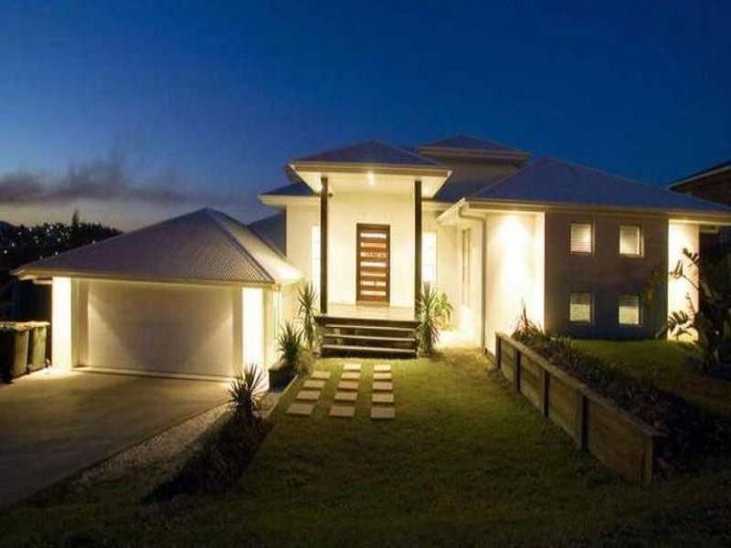 3 Rapa Court, Pacific Pines QLD 4211