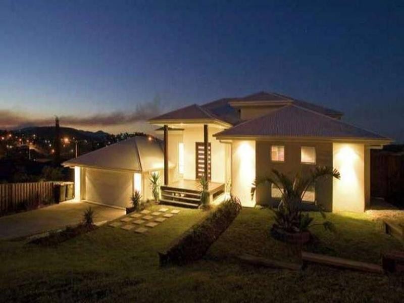 3 Rapa Court, Pacific Pines QLD 4211