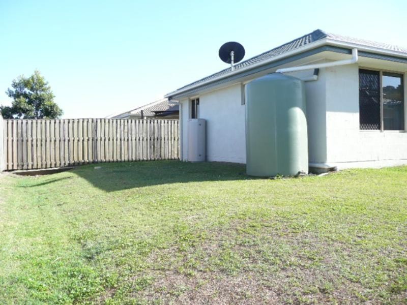 9 Taske Rise, Pacific Pines QLD 4211