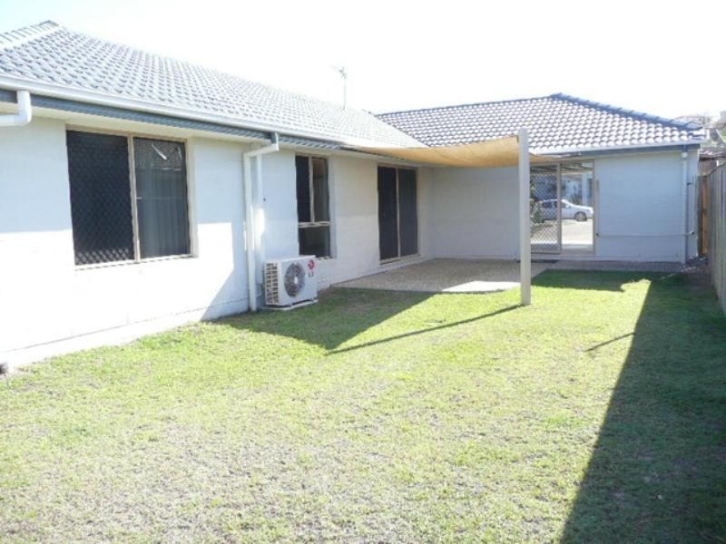 9 Taske Rise, Pacific Pines QLD 4211