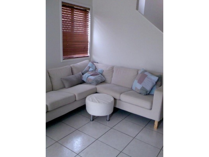 Pacific Pines QLD 4211