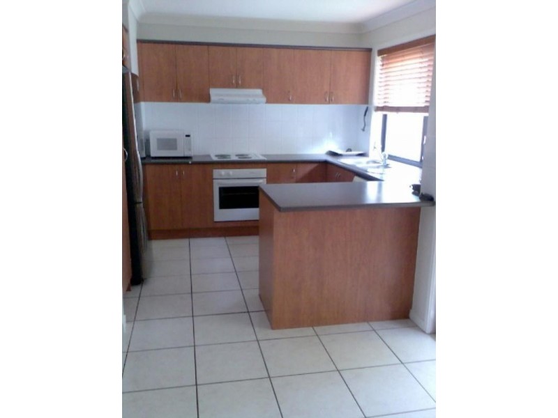 Pacific Pines QLD 4211