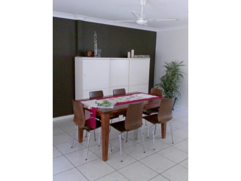 Pacific Pines QLD 4211