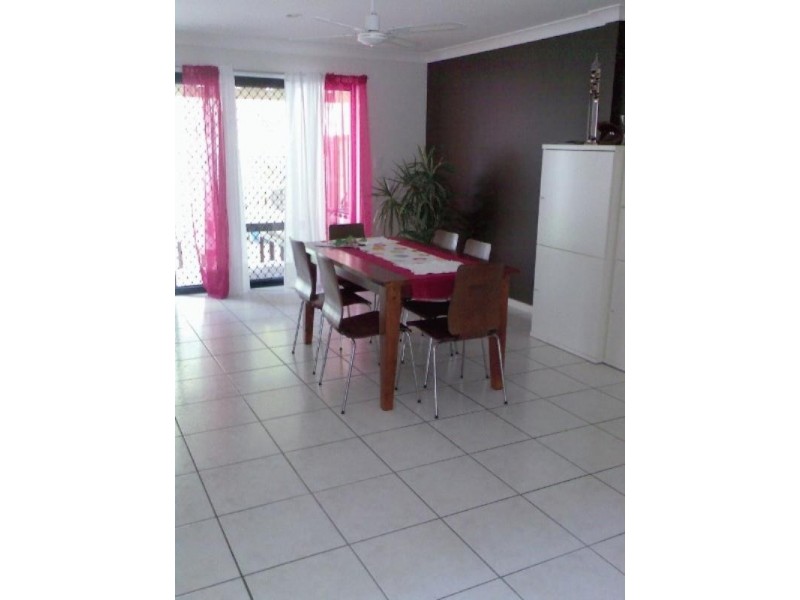 Pacific Pines QLD 4211
