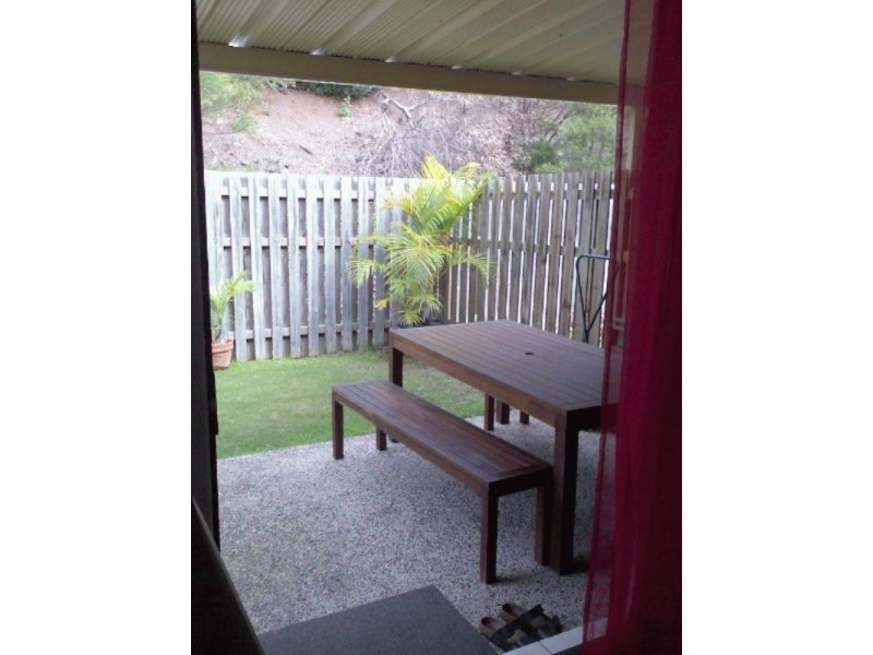 Pacific Pines QLD 4211