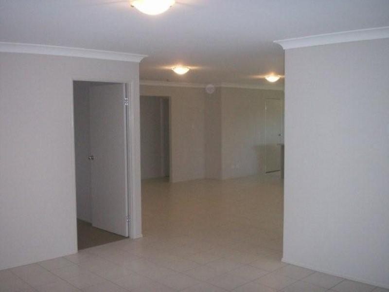 6 Penneshaw Crescent, Ormeau QLD 4208